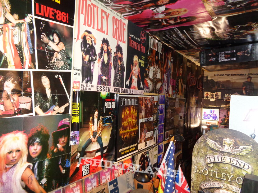 Mötley Crüe  Home Sweet Home