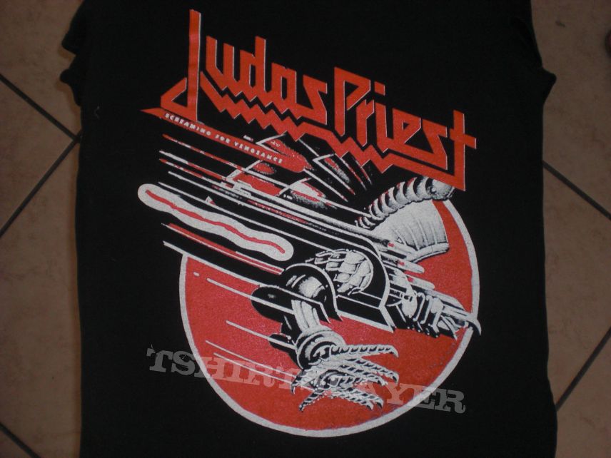 Bootleg Judas Priest FirePower tour t shirt