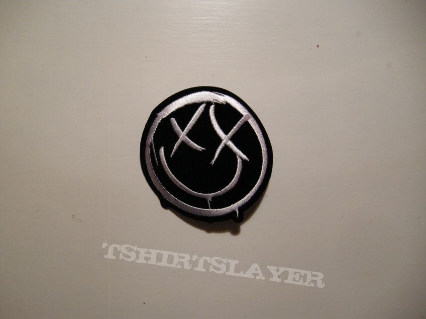 Blink 182 - Official iron-on patch