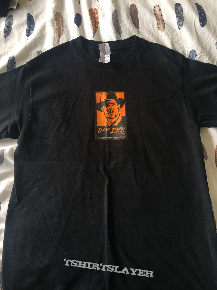 Burnt By the Sun tee size L
