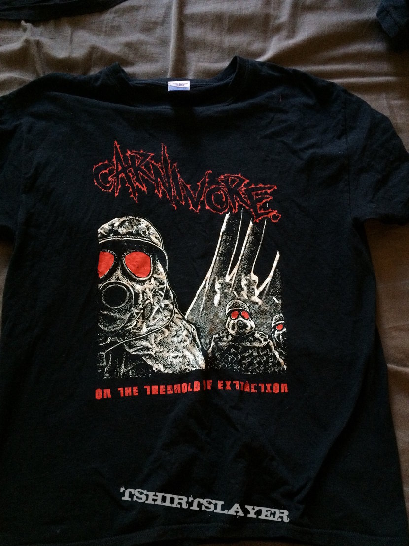 Carnivore On Threshold of Extinction TS