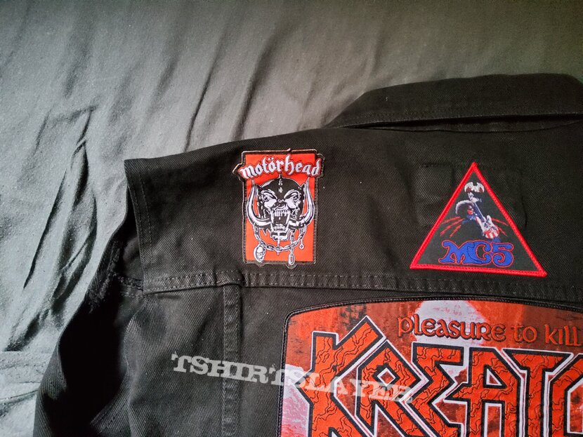 Kreator Red and Black Battlevest