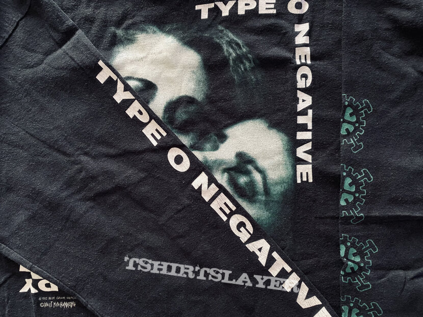 Type O Negative Bloody Kisses LS