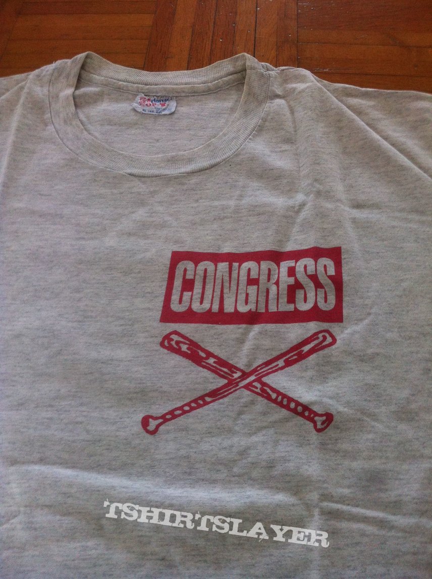 Congress Confront rip of shirt