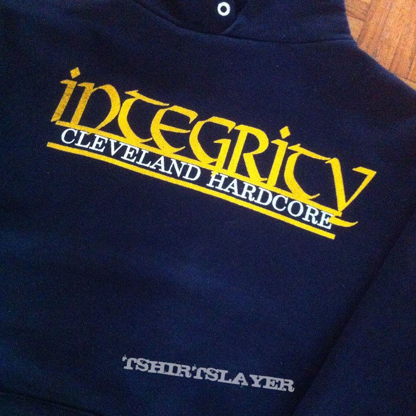 Integrity &quot;first victory&quot; hooded