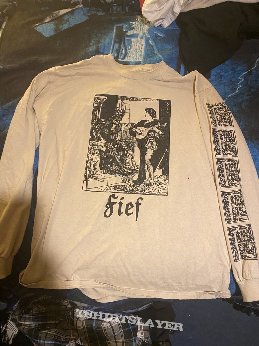 Fief grey shirt