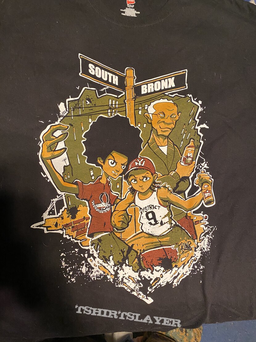 District 9 shirt