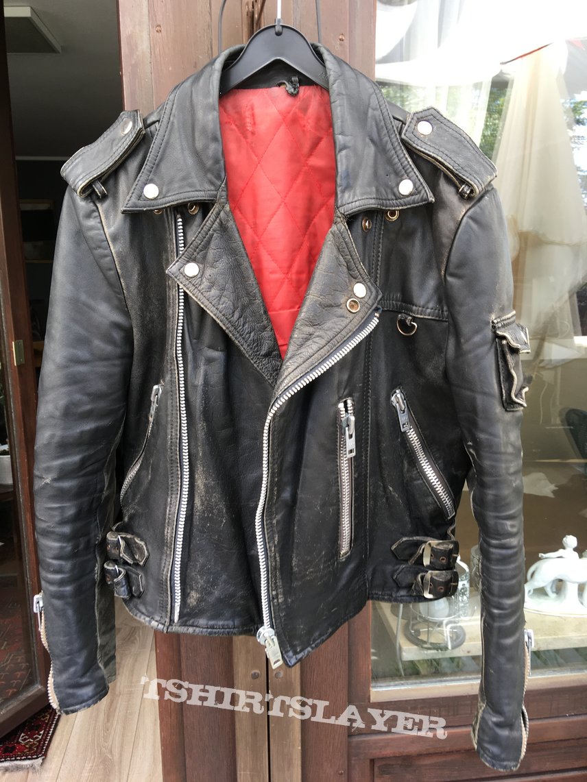 - Leatherjacket 