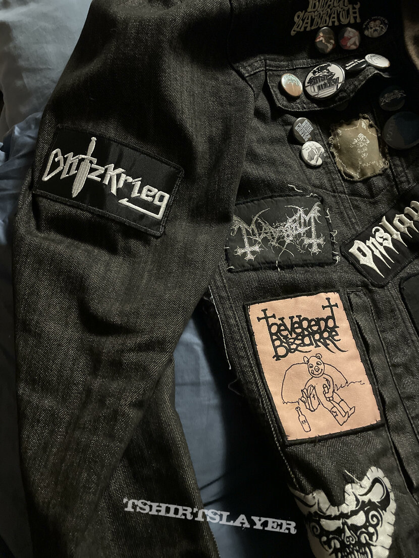 Black battle jacket- (CIRITH UNGOL and CANDLEMASS SIGNED!!)