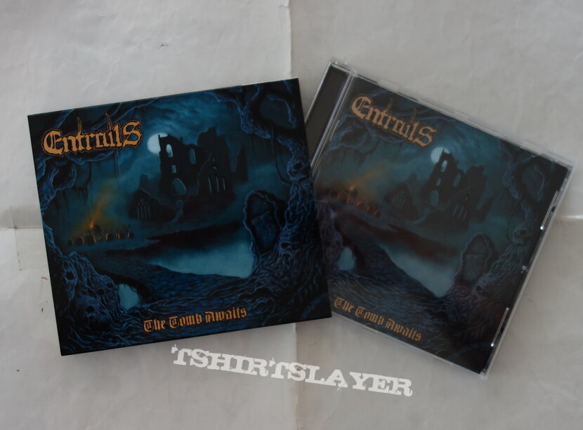 Entrails - The tomb awaits - Re-release CD