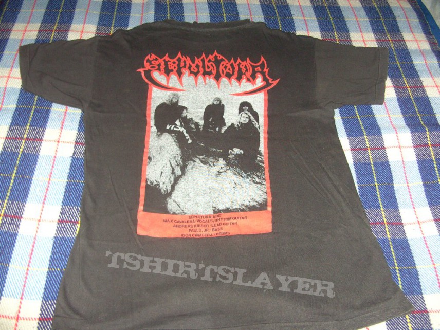 2_Sepultura_-__Beneath_the_Remains.JPG