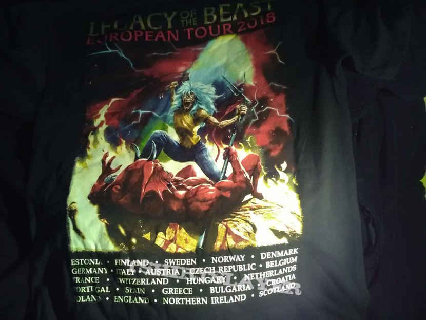 Iron Maiden - Legacy of the Beast tour shirt