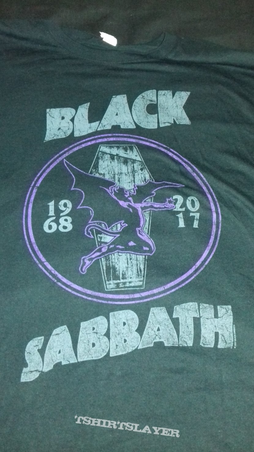 Black Sabbath t-shirt