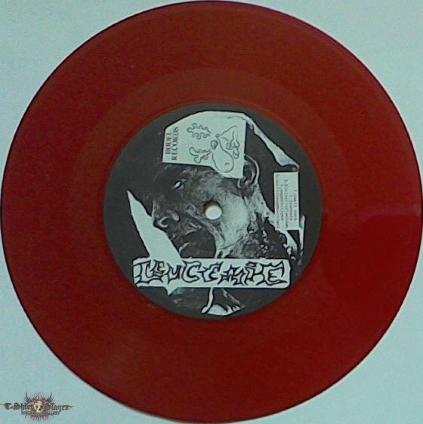 NECROPHILIACS / LEUCEMIE - Beyond the Darkness / Knusper Knusper Knäuschen (7&quot; split EP)