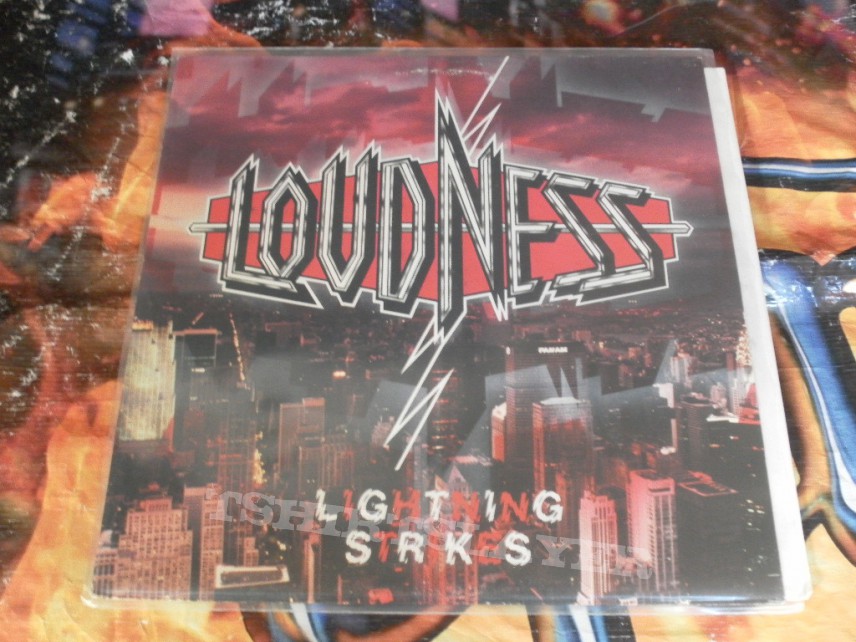 Other Collectable - Loudness-Lightning strikes lp
