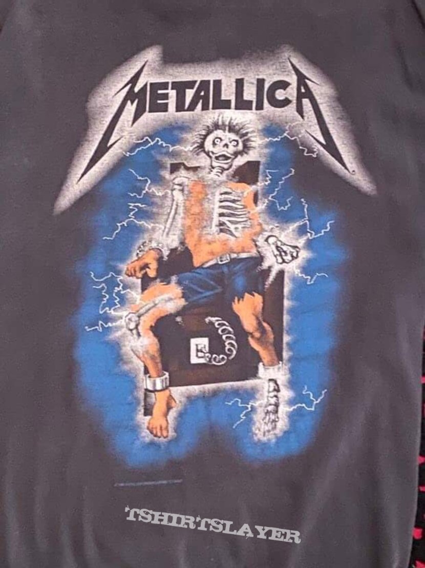 Metallica shirt