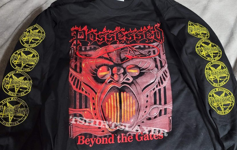 Possessed long sleeve