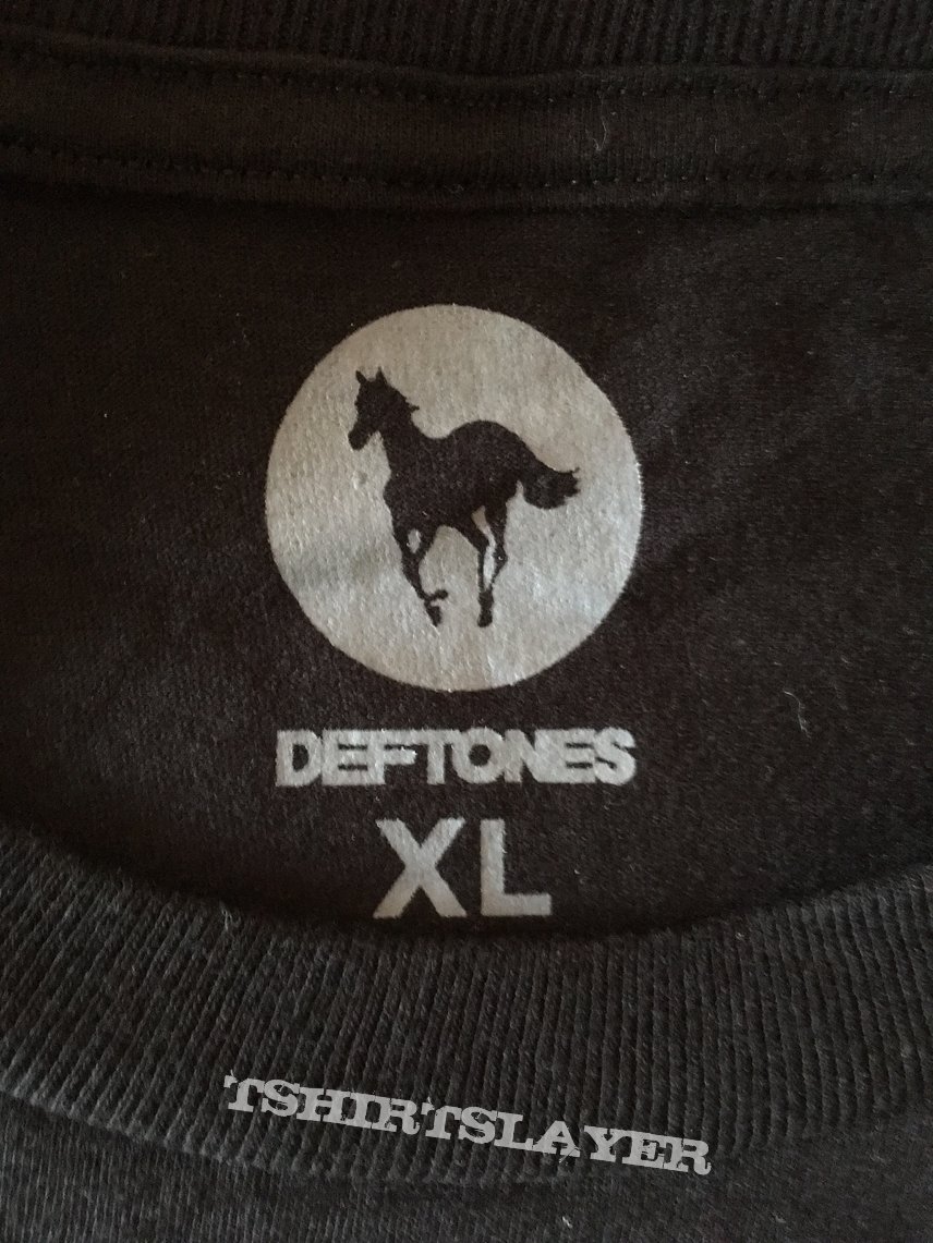 Deftones shirt