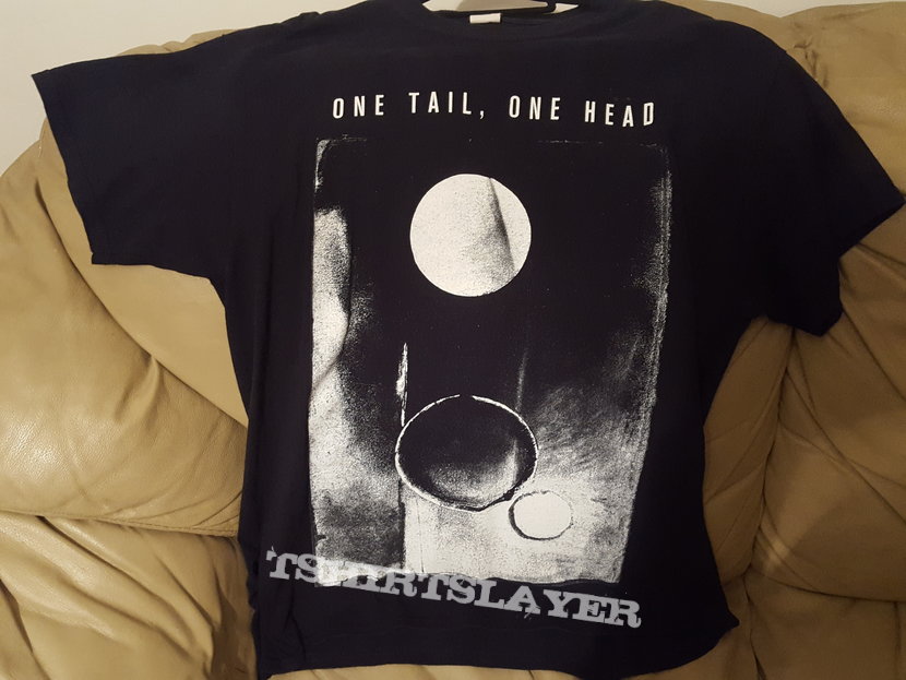 One tail one head t-shirt