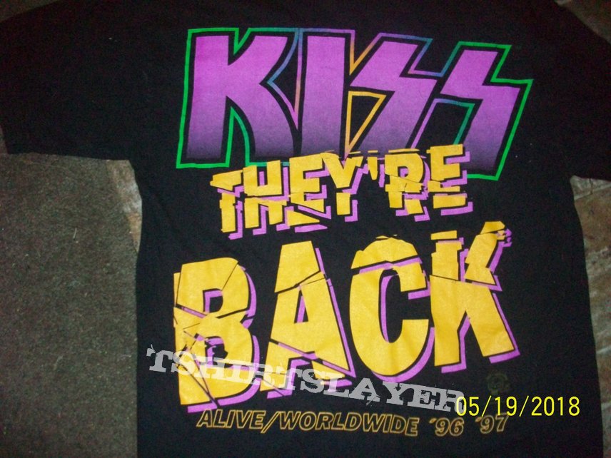 Kiss they`re back