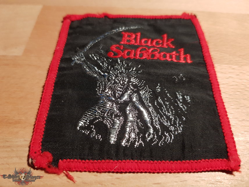 Black Sabbath - Paranoid - vintage red border patch