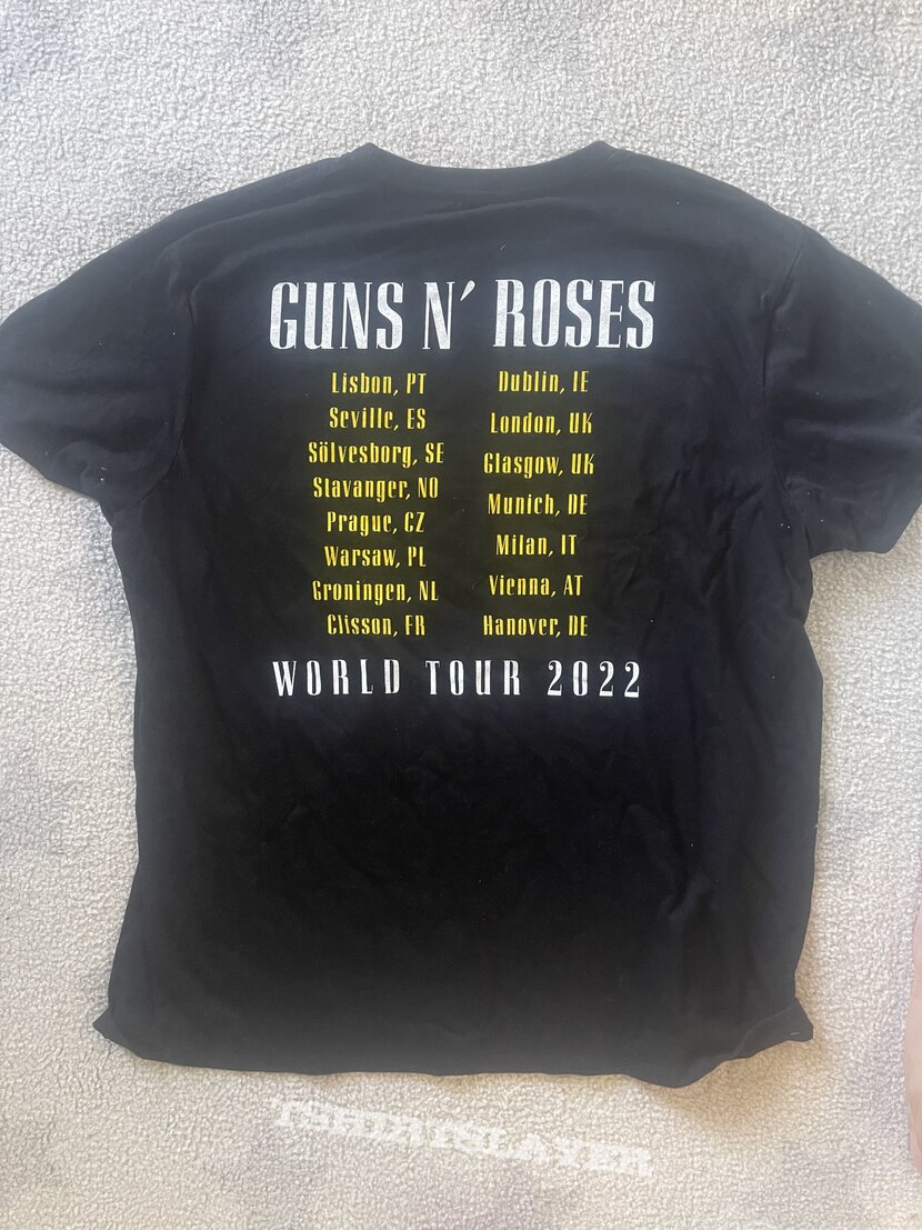 Guns N' Roses Guns n Roses world tour 2022 OFFICIAL | TShirtSlayer TShirt  and BattleJacket Gallery