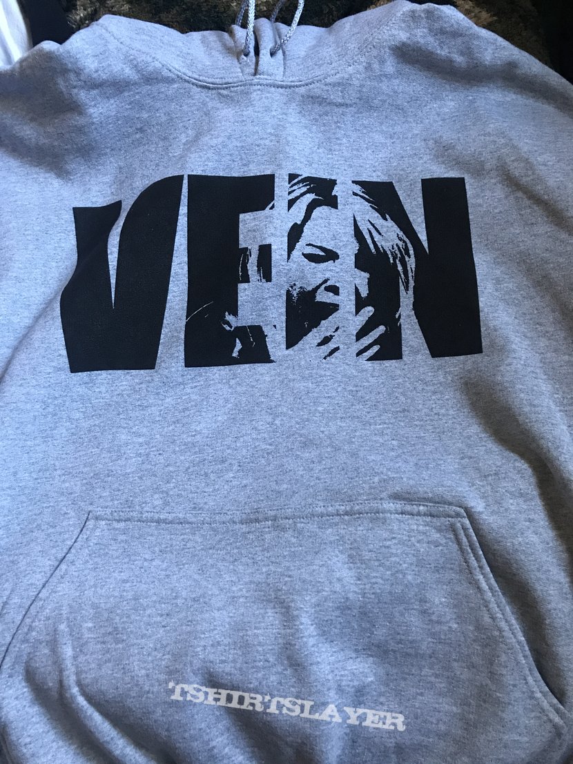 Vein ring rip hoodie