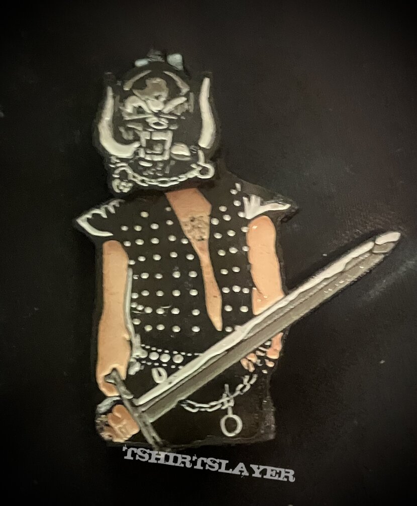 Motörhead - Lemmy/snaggletooth mask pin 