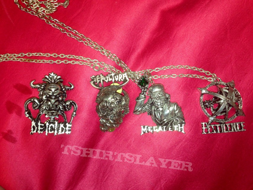 Deicide Rare old stock pins/pendants for trade