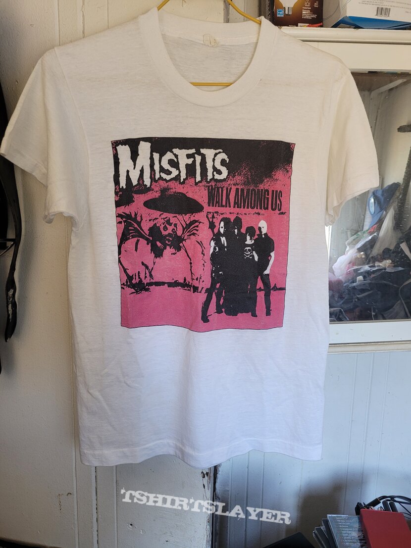 Misfits Walk among us 1982