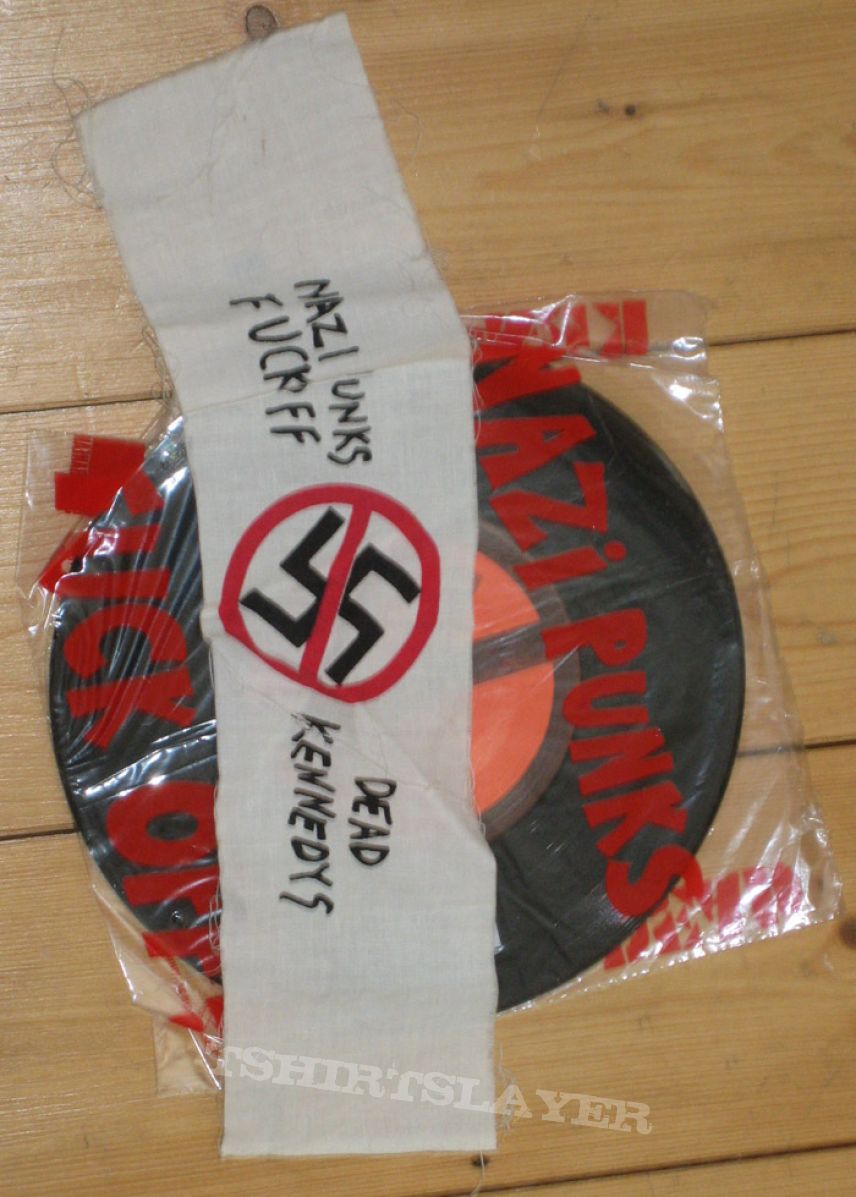 Other Collectable - Dead Kennedys - Nazi Punks Fuck Off 7&quot;