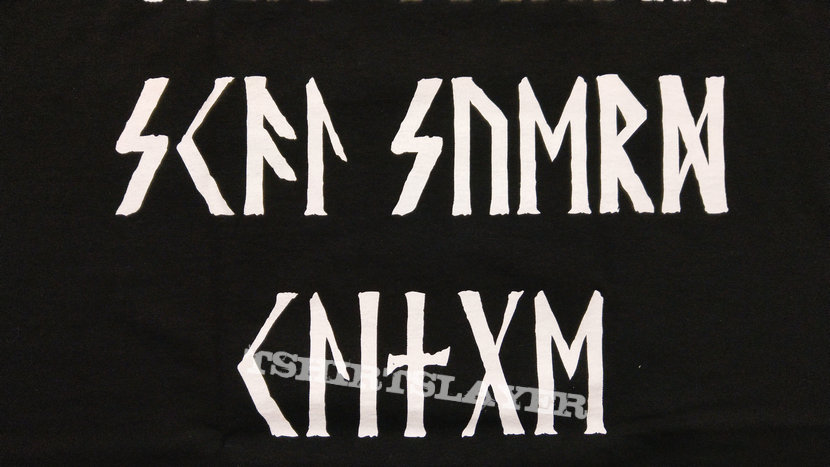 KAMPFAR - Mellom Skogkledde Aaser (T-Shirt)