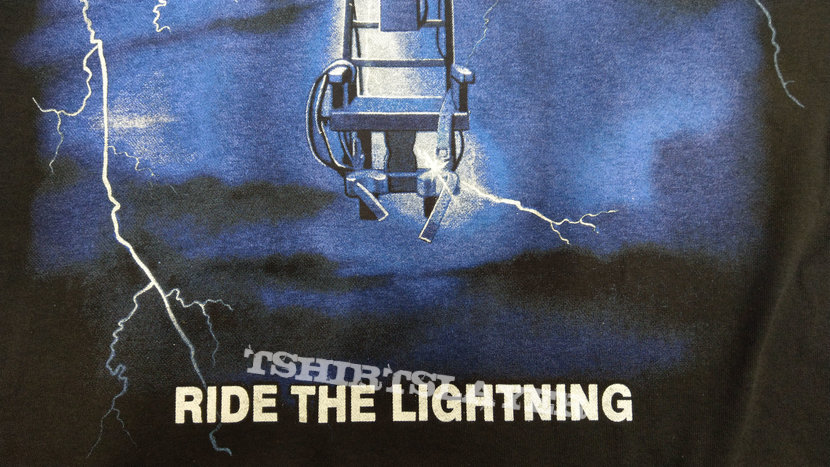 METALLICA - Ride The Lightning (Long Sleeve) METALLICA - Ride The Lightning (Long Sleeve)