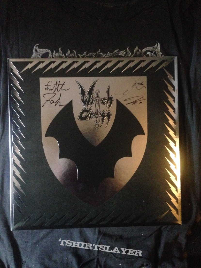 Witch Cross All Thats Fit For Fighting box-set. Signed 2012