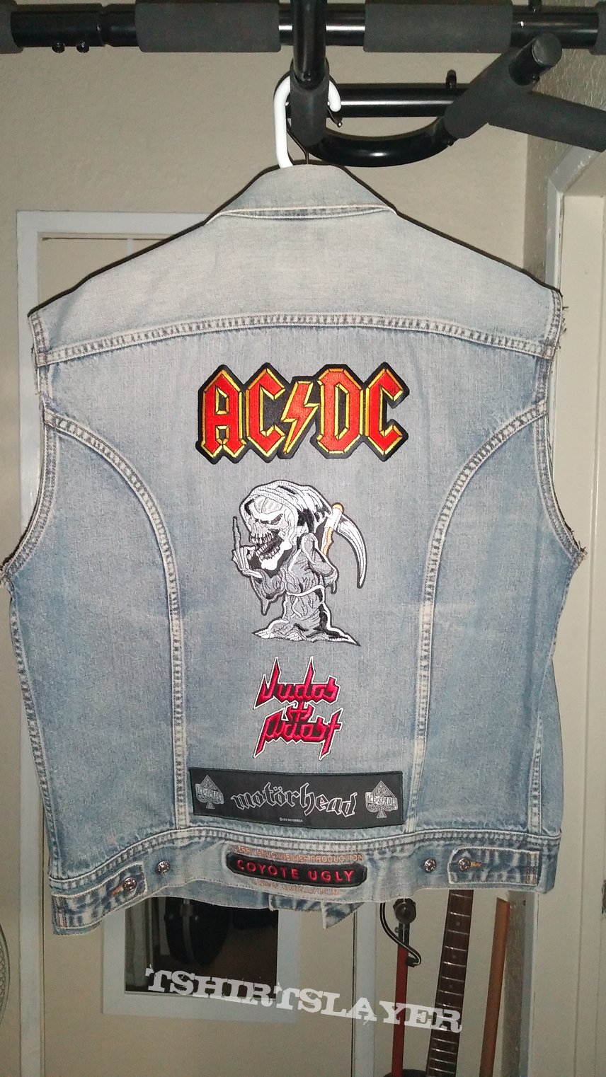 AC/DC Primal vest
