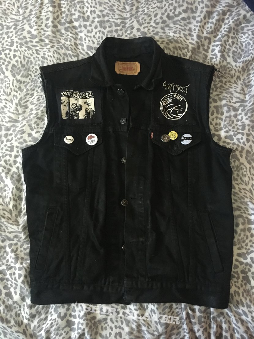 Deviated Instinct Levis vest