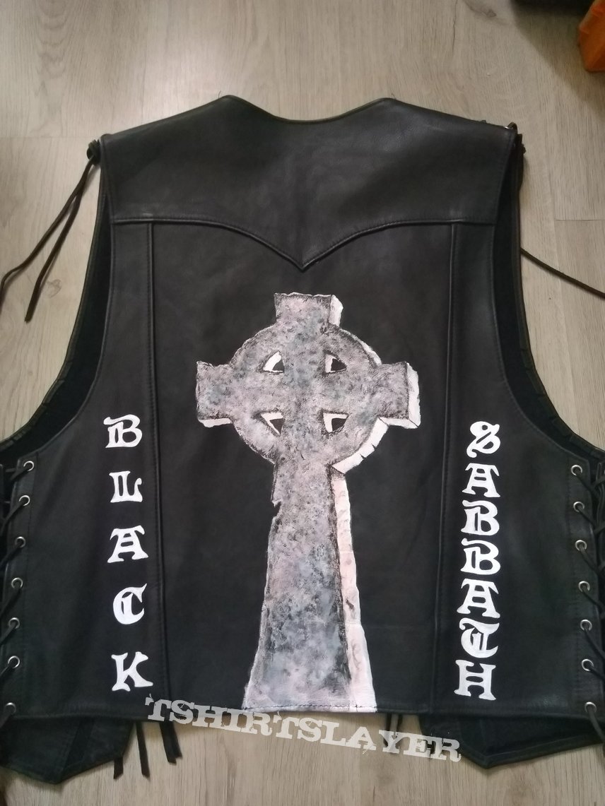 handpainted headless cross black sabbath vest