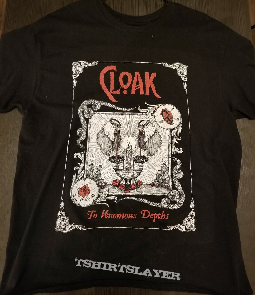 Cloak To Venomous Depths short sleeve