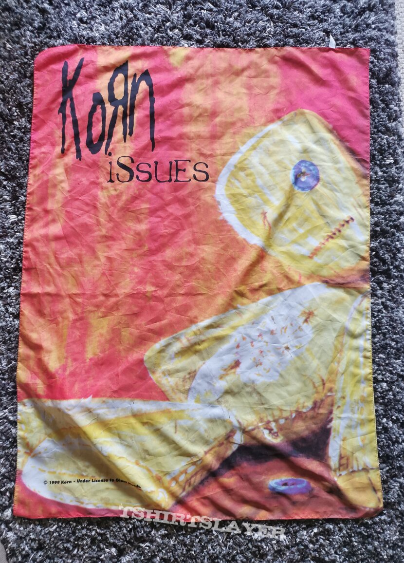 Korn issues flag from 1999