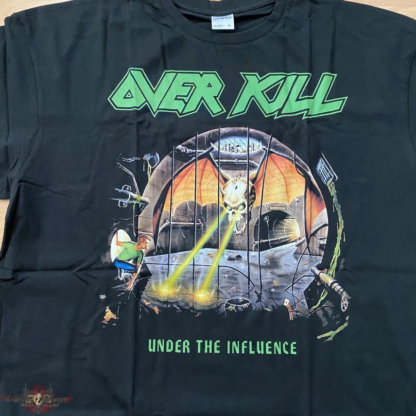 Overkill under the influence t shirt XL