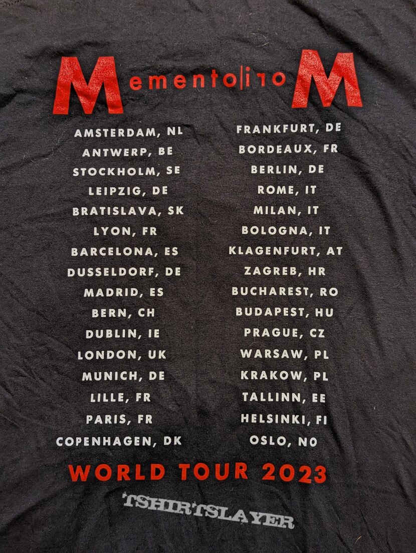 Depeche Mode - The Depeche Mode: Memento Mori World Tour.