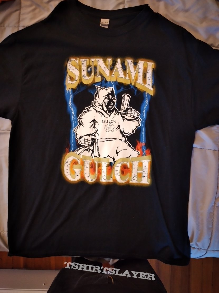 Sunami/Gulch "tour shirt"