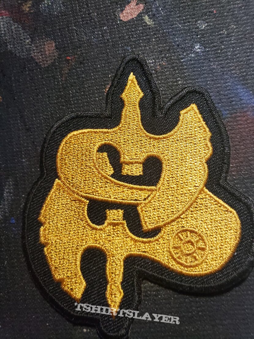 Saxon &quot;s&quot; logo patch