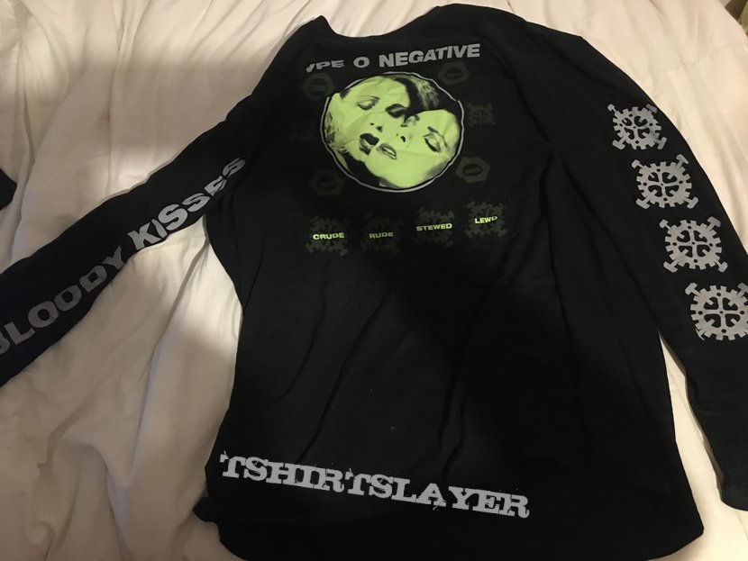 T-shirt longsleeve type o negative « bloody kisses »