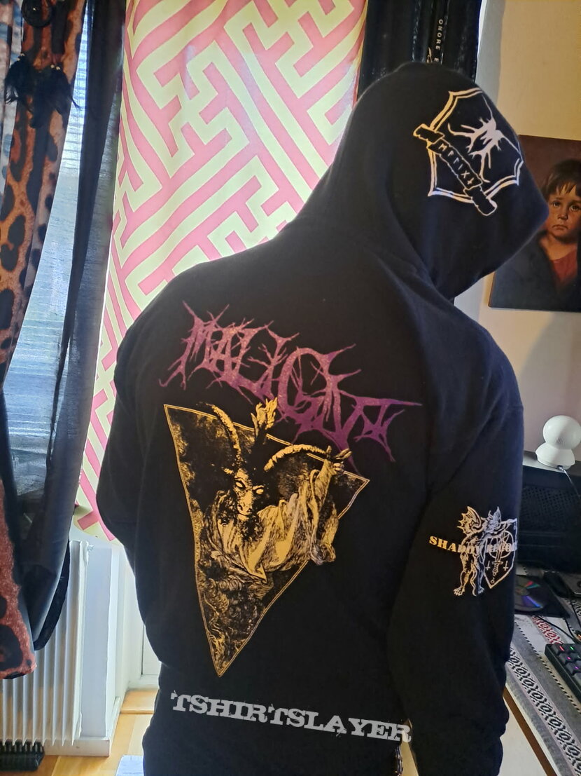 Malign - Svart Jävla Metall - Zip Hoodie Size Medium (limited 100 copies if i remember right,if im wrong please correct me and we change) Malign - Svart Jävla Metall - Zip Hoodie Size Medium (limited 100 copies if i remember right,if im wrong please correct me and we change)
