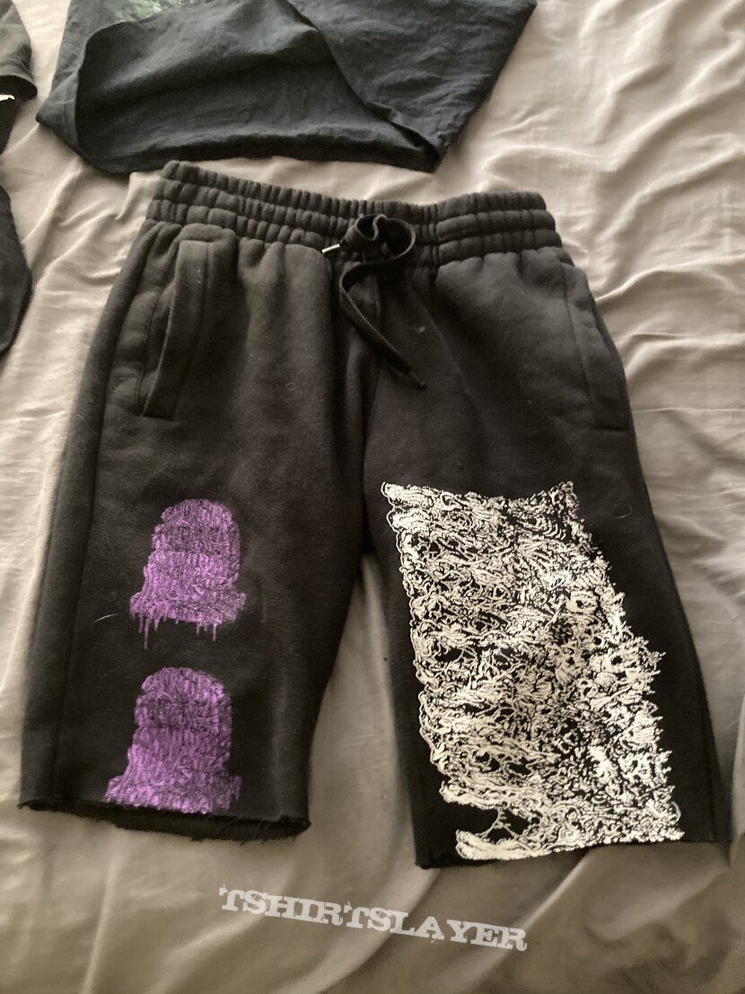 Undeath shorts 