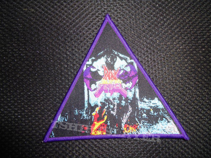 Dark Angel - Darkness Descends (triangle purple borders) Dark Angel - Darkness Descends (triangle purple borders)
