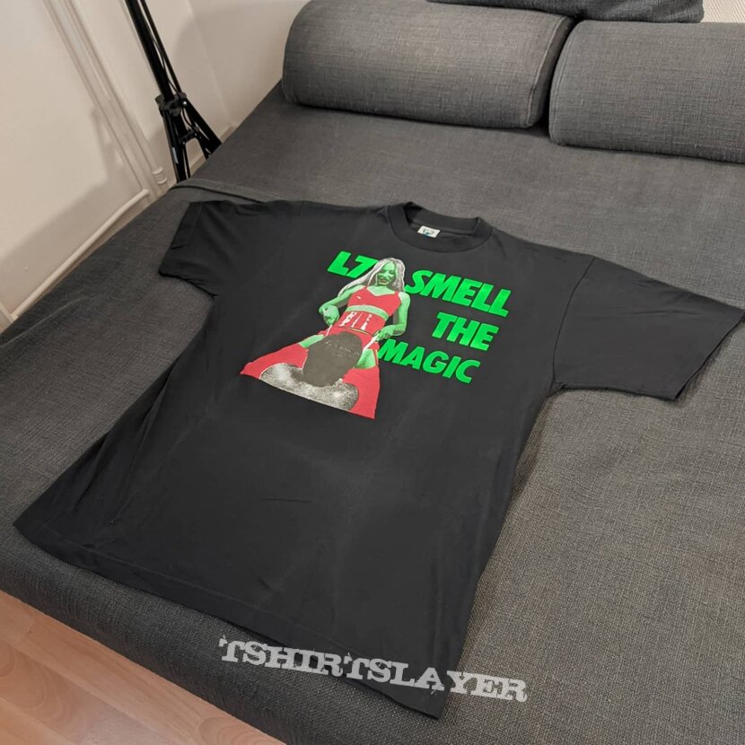 1990 L7 Smell The Magic XL | TShirtSlayer TShirt and 1990 L7 Smell The Magic XL | TShirtSlayer TShirt and