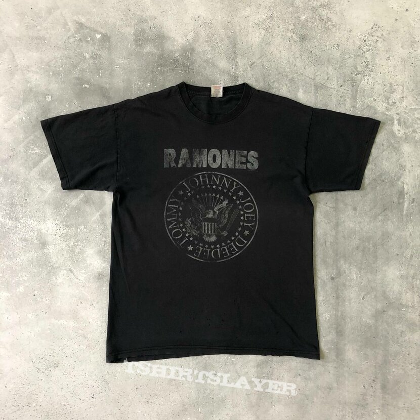 2005 Ramones Hey Ho Let's Go T-Shirt | TShirtSlayer TShirt and BattleJacket  Gallery