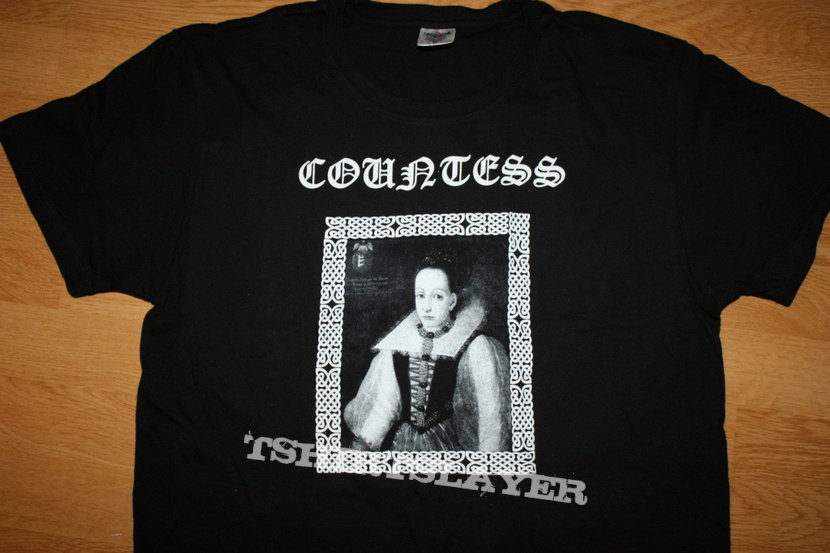 Countess T-shirt